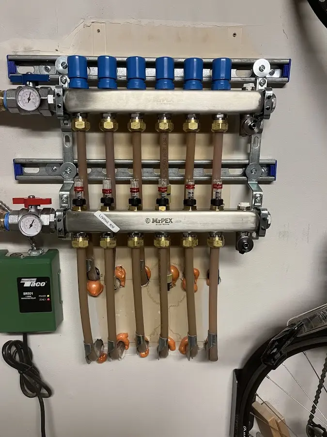 Plumber performing Leak Detection at a residential property in San Ramon